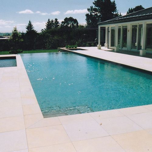 Hilton Taupo - Commercial Pool
