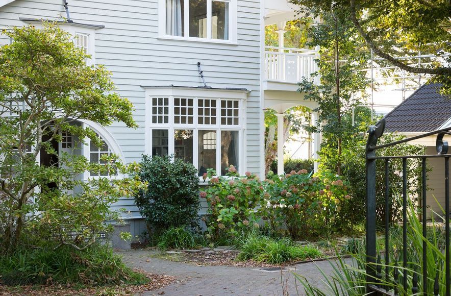 Coronation Road House
