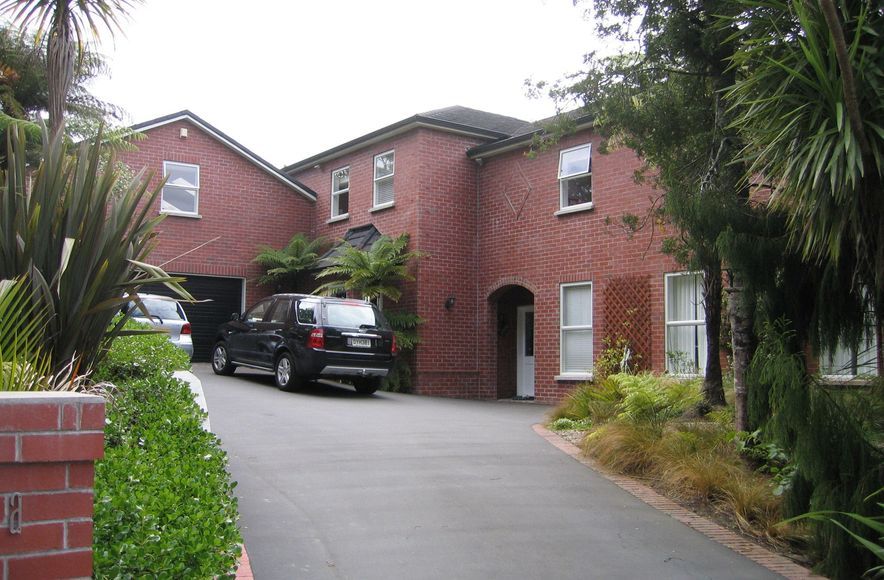 Country Manor - Greenhithe