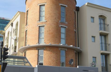 Cowlishaw Mews (1996)
