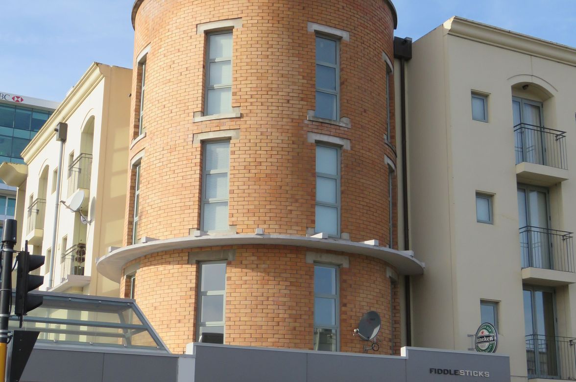 Cowlishaw Mews (1996)