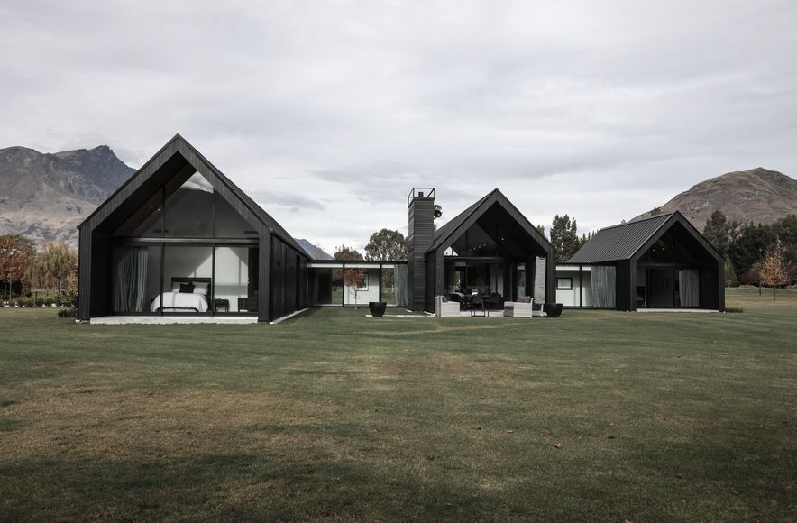 Domain Road House