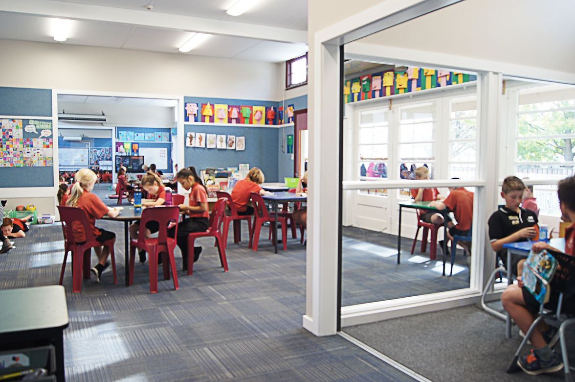 Douglas Park School