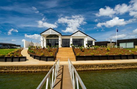 Dunningham House - Whitianga Waterways