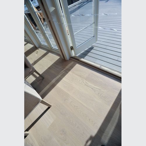 ESTA European Oak Engineered Wood Floor