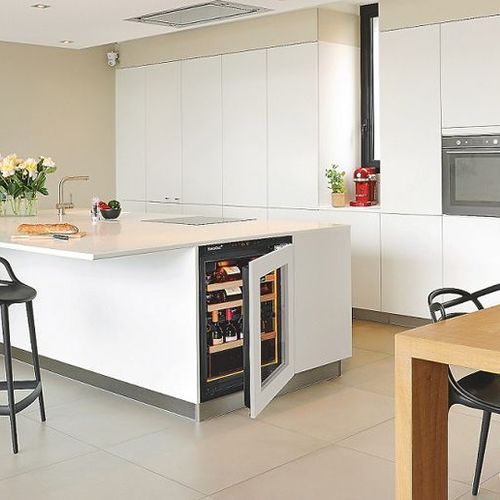EuroCave Compact Wine Cabinet Wine Fridge V059
