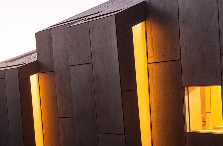 Rugged response: Fe3O4 House