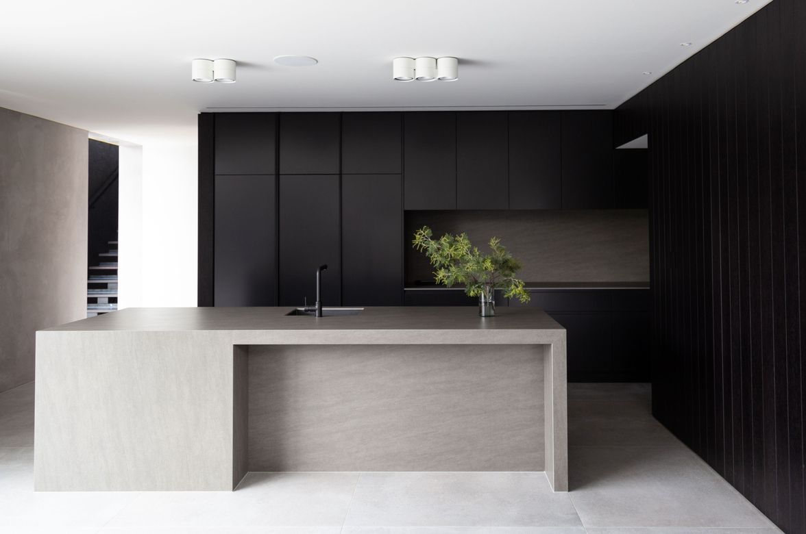 Fendalton House IV