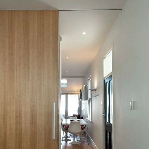 Full Height Cavity Sliders