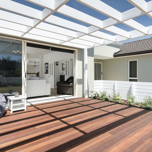 GenLam® Laminated Post and Fencing System