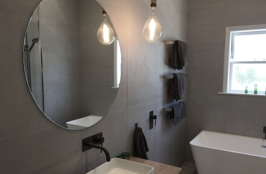 Grand Bathroom