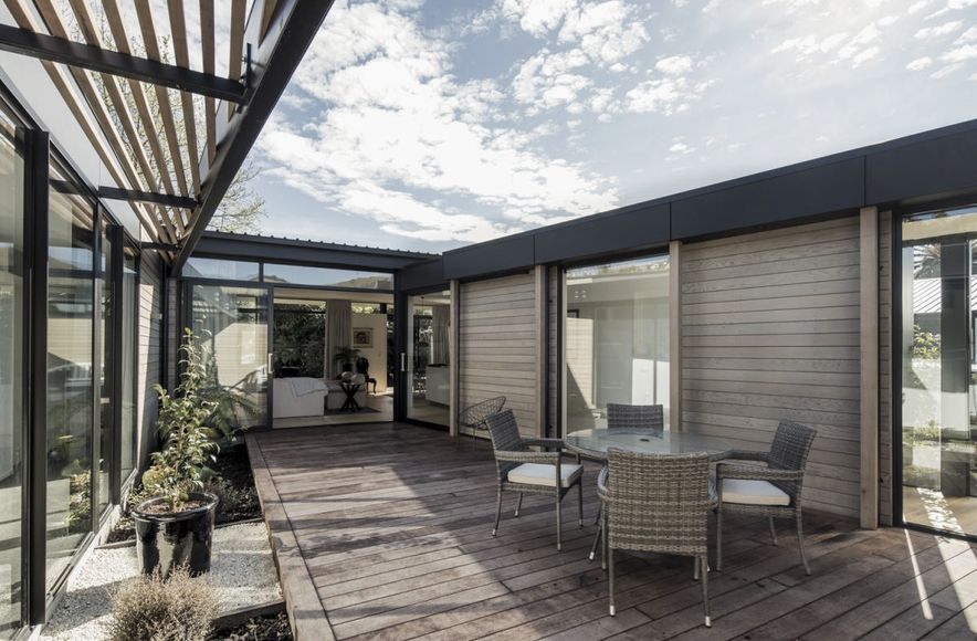 Gunns Crescent, Cashmere
