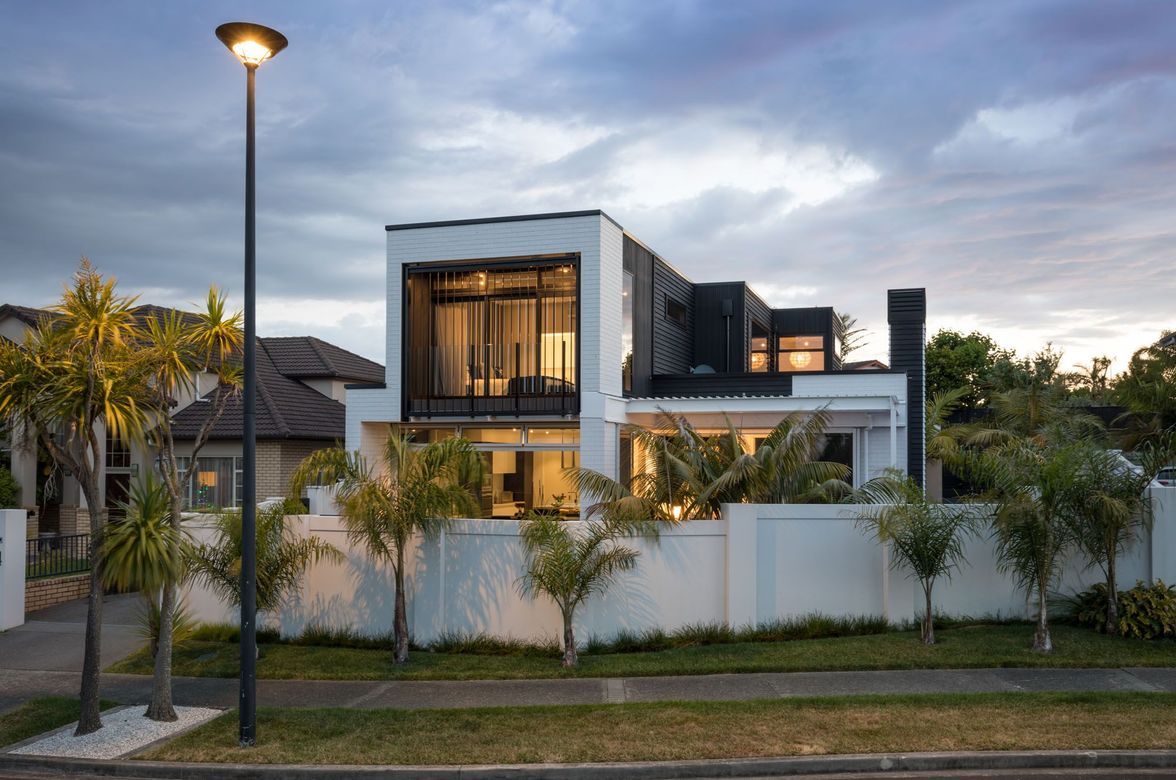 Half Moon Bay House