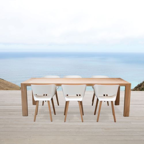 Hamilton Dining by Cove Outdoor