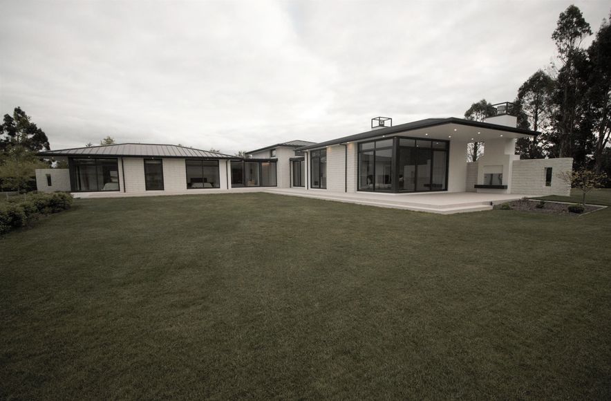 Hanspeter Home
