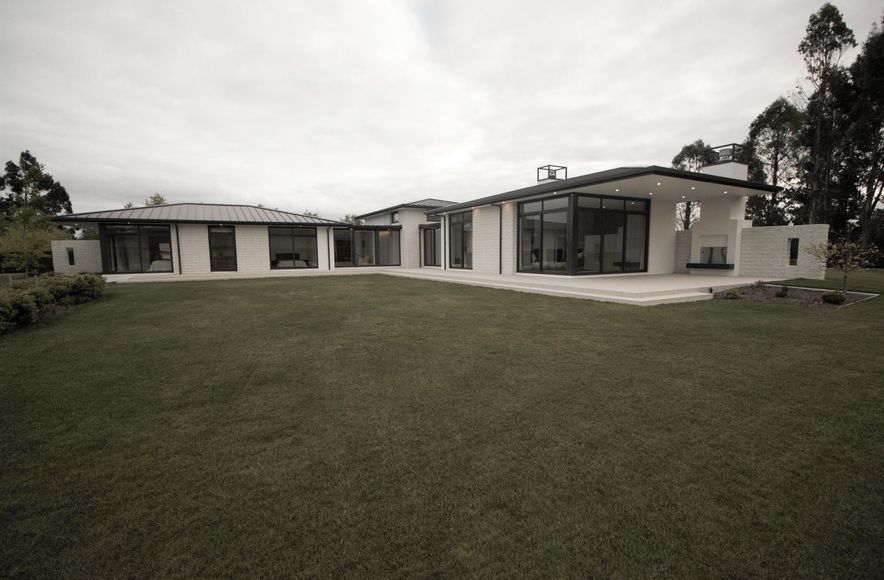 Hanspeter Home