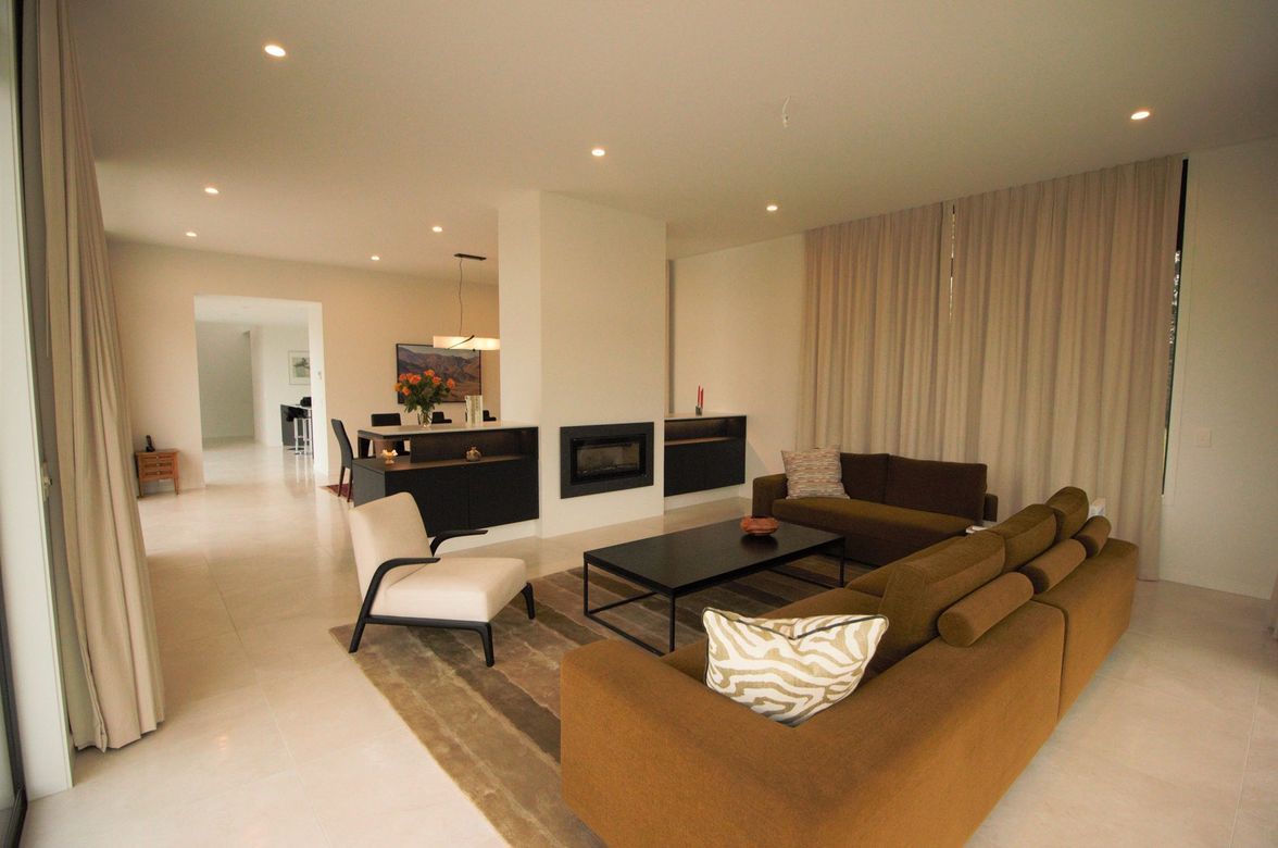 Hanspeter Home