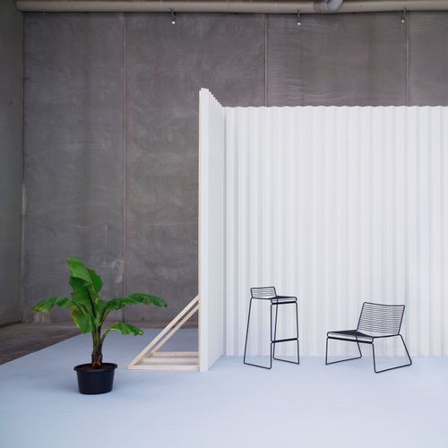 Hee Bar Stool