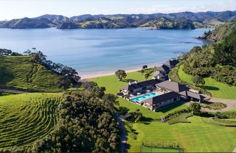 Helena Bay Lodge