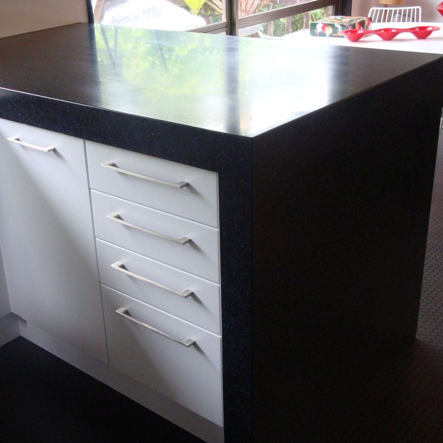 Hi-Macs Solid Surface Tops