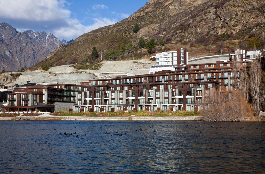 Hilton Hotel, Queenstown | Peddle Thorp Architects