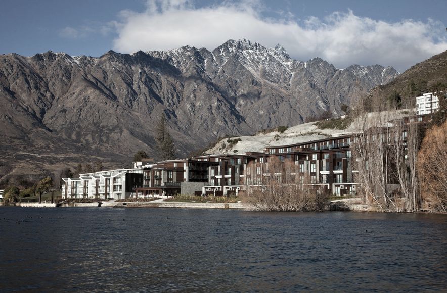 Hilton Hotel, Queenstown | Peddle Thorp Architects