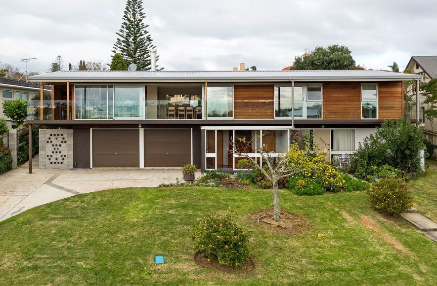 Howick Beach House