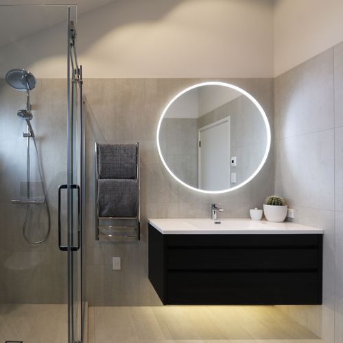 12-Volt Round Heated Towel Ladders