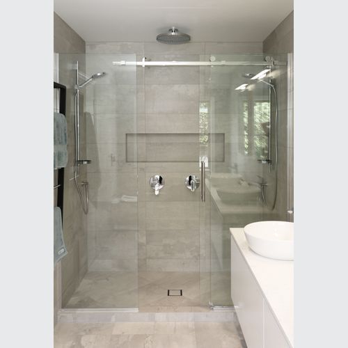 Custom Frameless Glass Showers