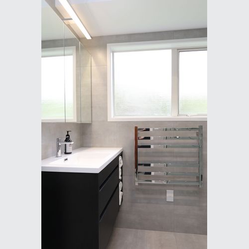 Elite Square Heated Towel Ladders