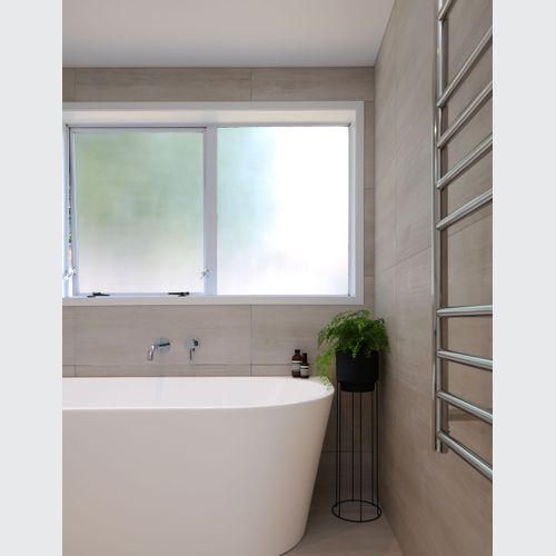 12-Volt Round Heated Towel Ladders