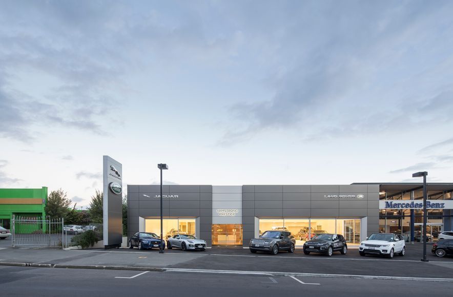 Jaguar - Land Rover Showroom