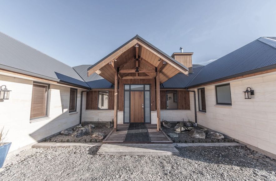 Kakanuis House