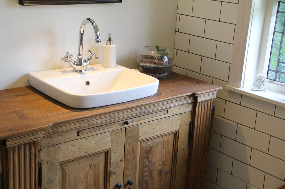 Kaukapakapa Bathroom