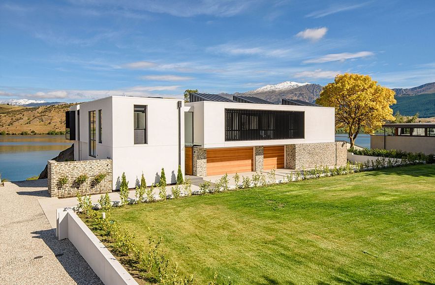 Lake Hayes Road New Home