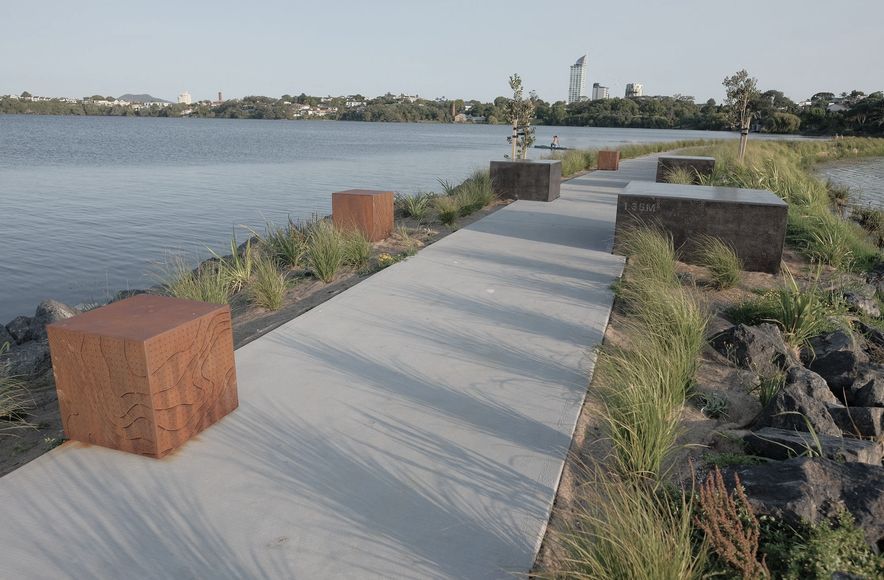 Lake Pupuke
