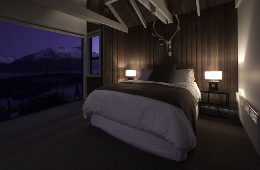 Lake View House