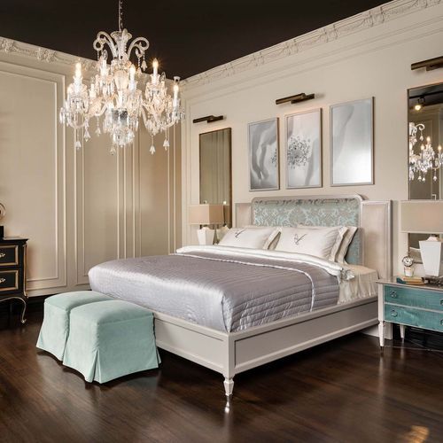 Laura Bed
