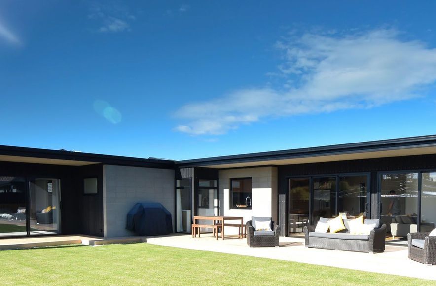 Lazarette Loop House