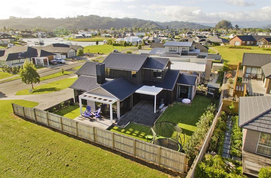 Leeward Drive
