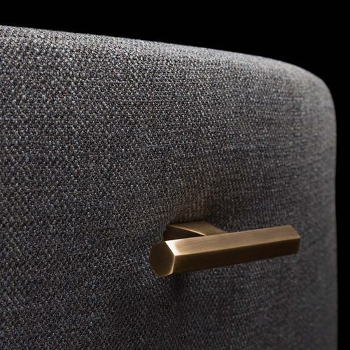 Legend Chair