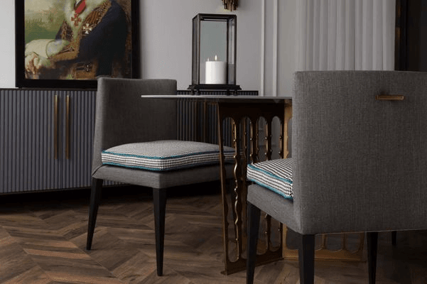 Legend Chair