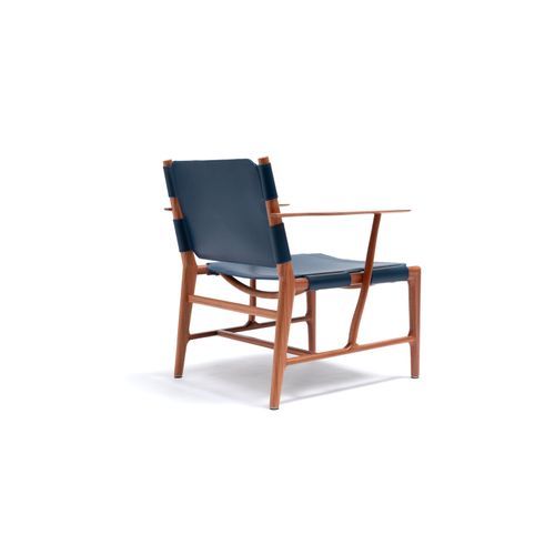 Levante Armchair by Exteta