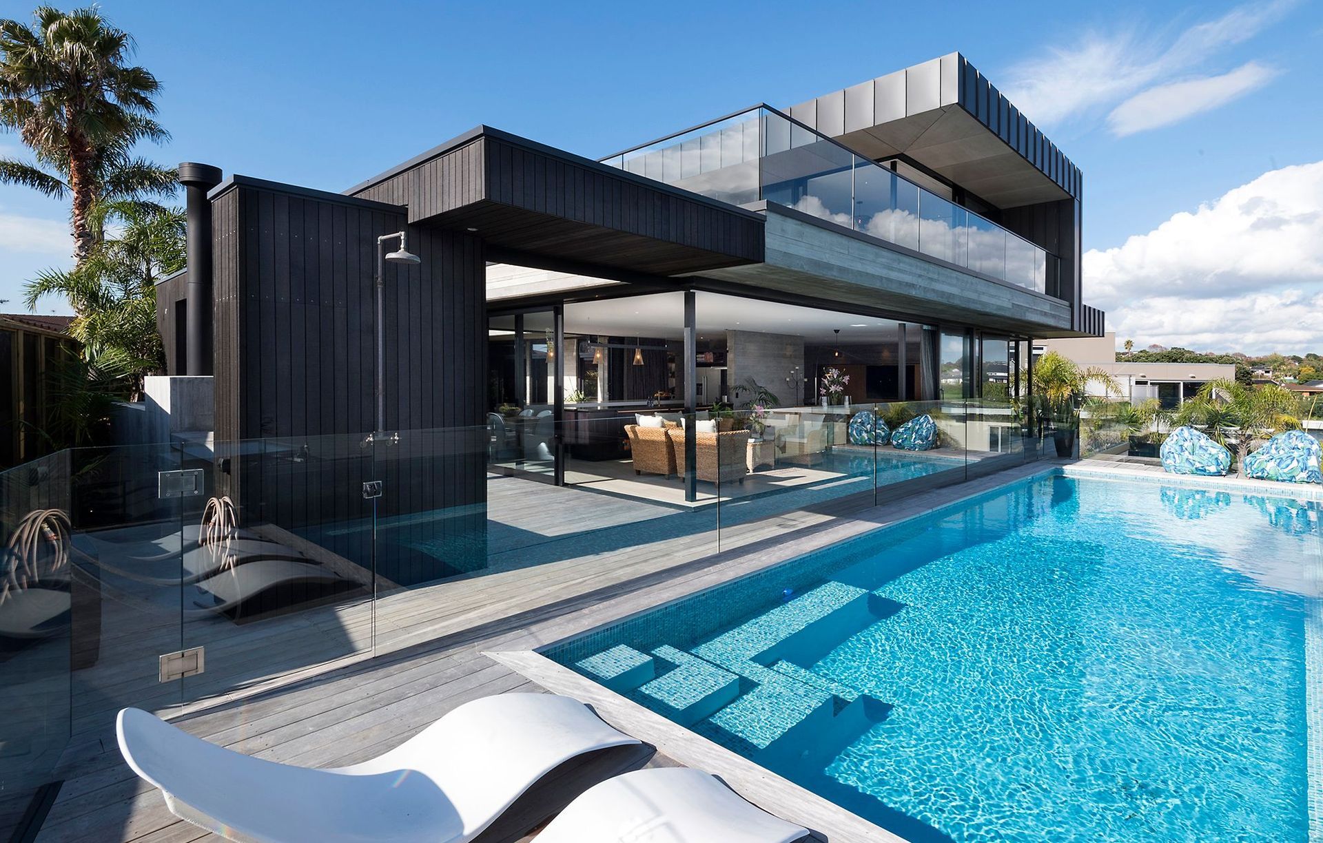 Lite House