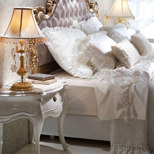 Liz Nightstand
