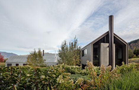 Lodge at the Hills