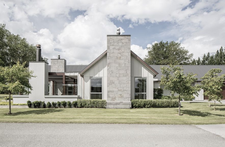 Longbeach House