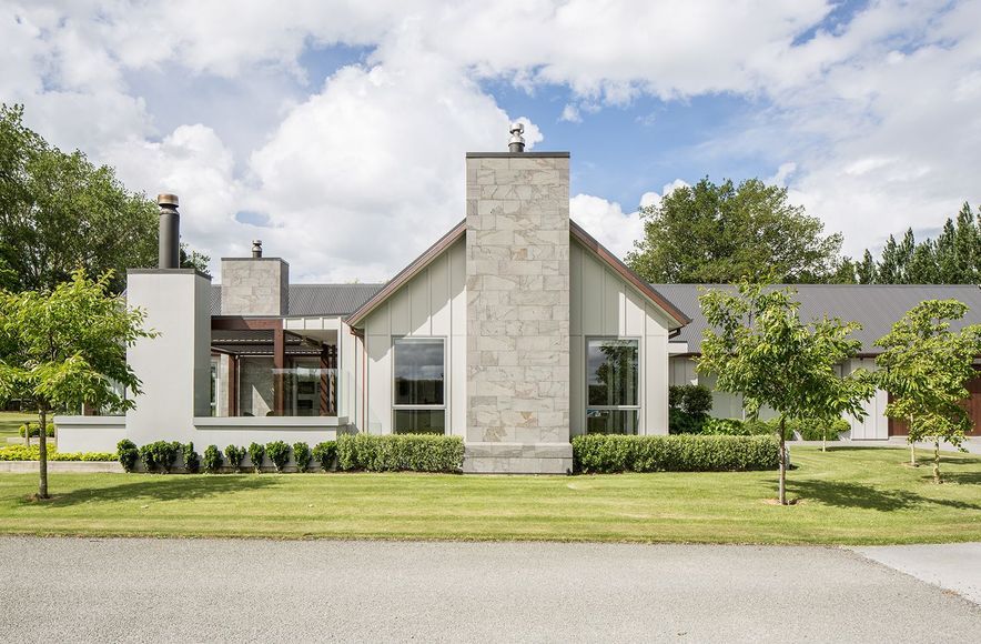 Longbeach House