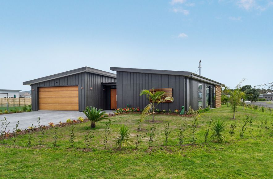 Lowes House - Matarangi Beach