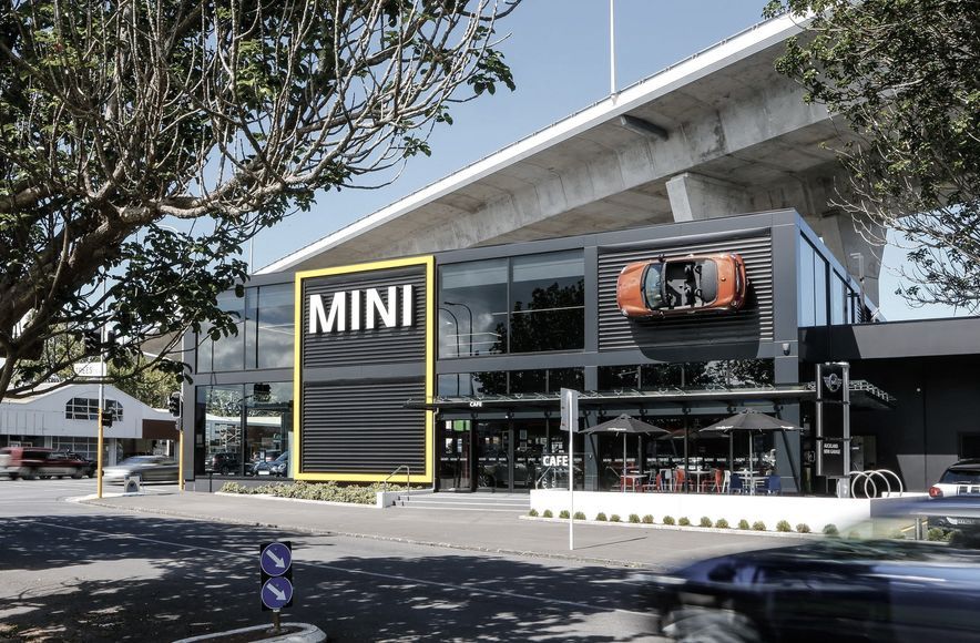 MINI Garage